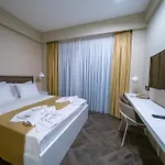 Otel Kuca *